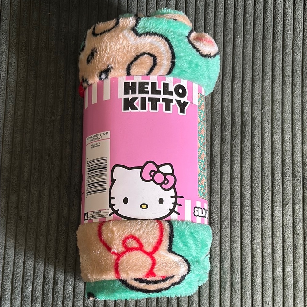 Hello Kitty Silk Touch Throw with Pink and Green
